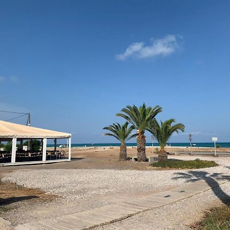 Beachfront Apartment With A Private Garden On The Ground Floor Moncofar Luaran gambar