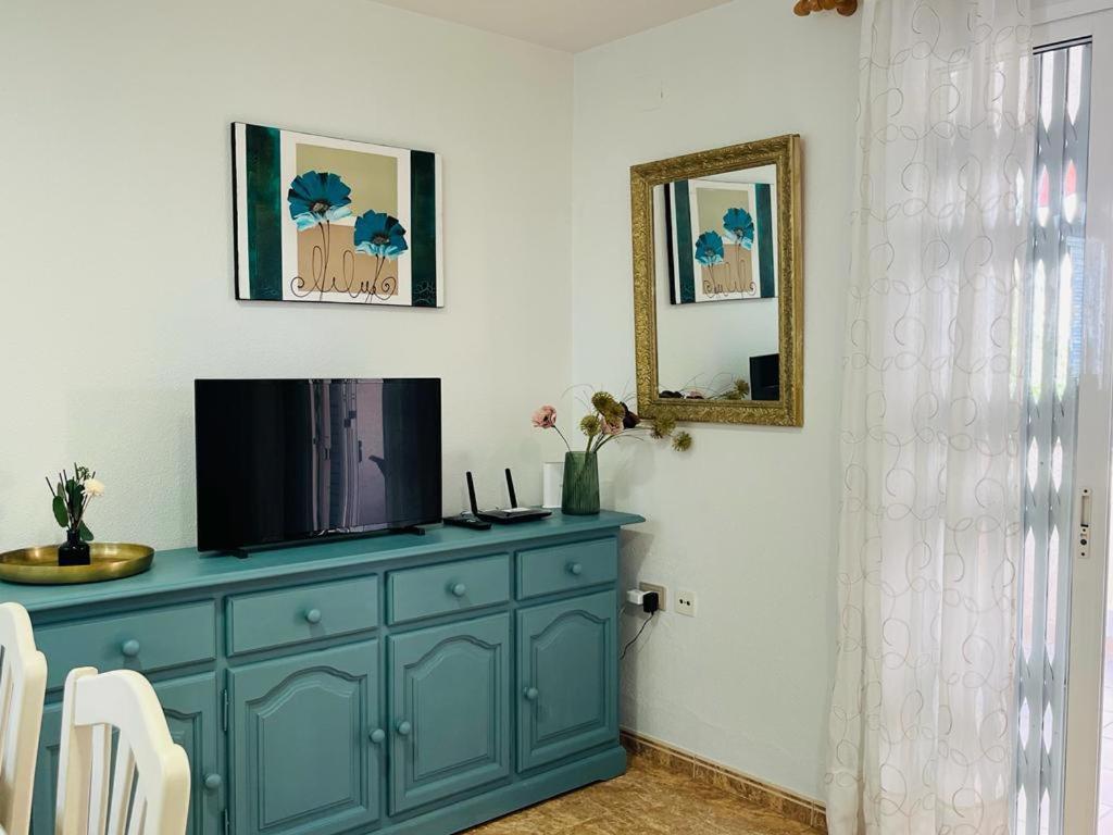 Beachfront Apartment With A Private Garden On The Ground Floor Moncofar Luaran gambar